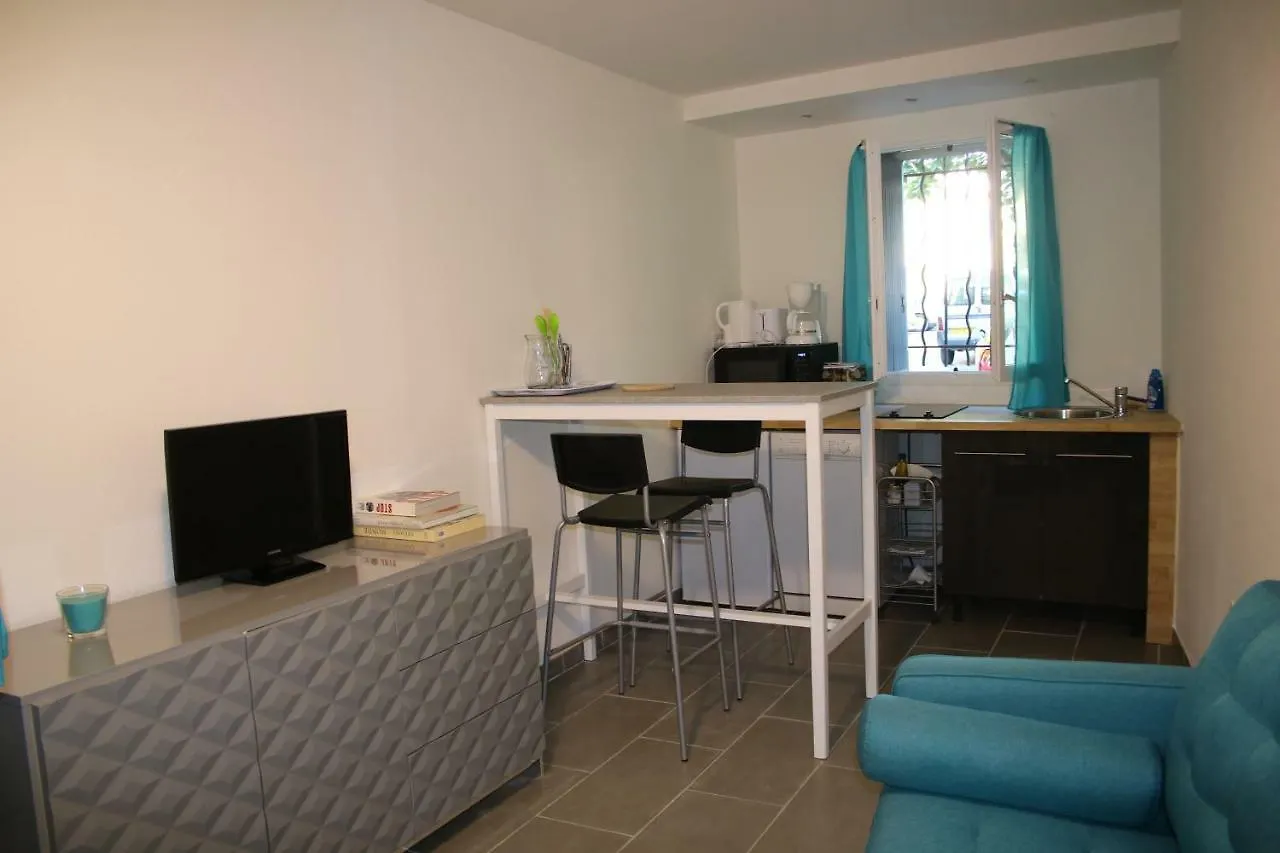 Appartement Cosy Corner à LʼIsle-sur-la-Sorgue France